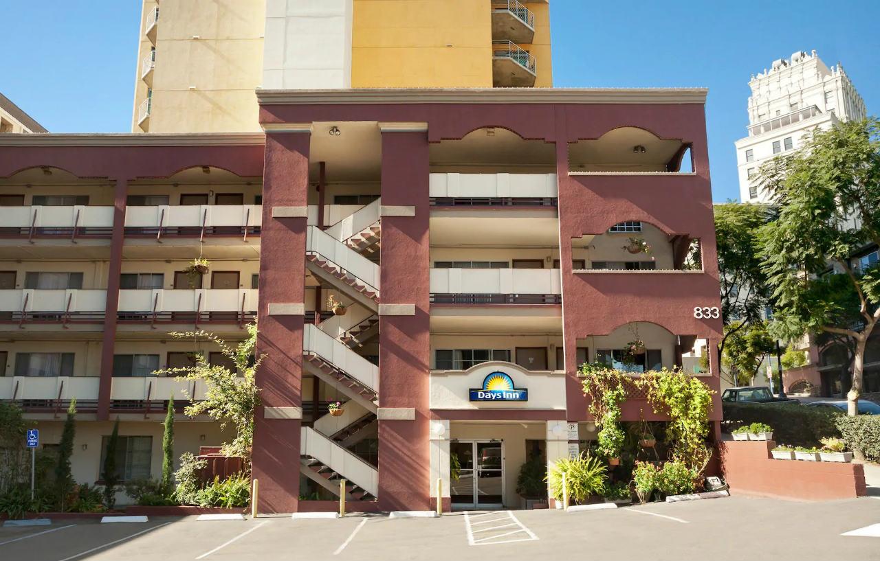 Days Inn By Wyndham San Diego/Downtown/Convention Center Bagian luar foto